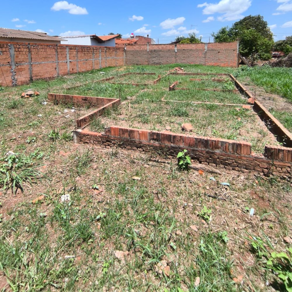 Terreno - Venda - Jardim Residence Rio Verde - Pirassununga - SP